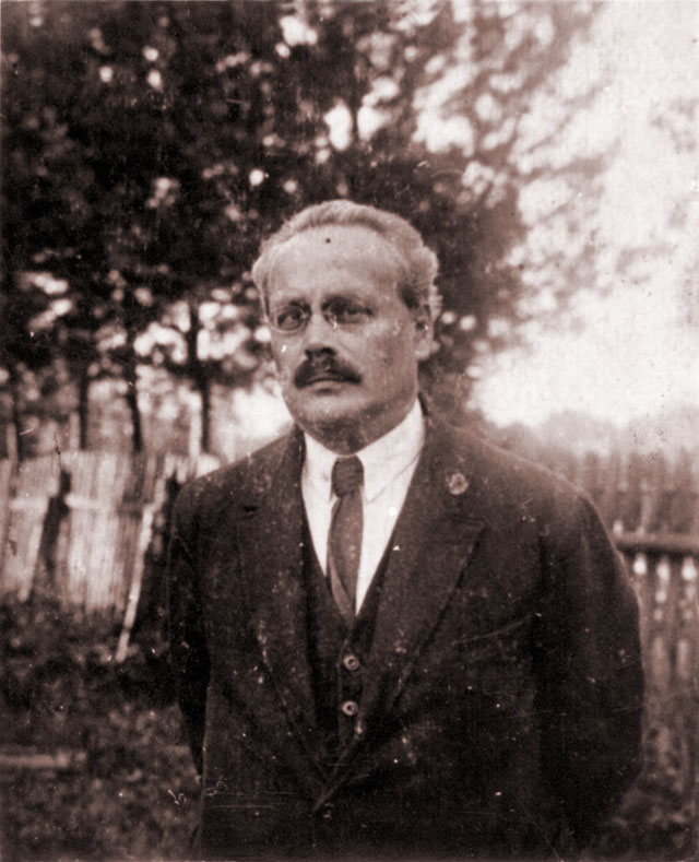 Гитарист-педагог Виктор Георгиевич Успенский (1879-1934)
